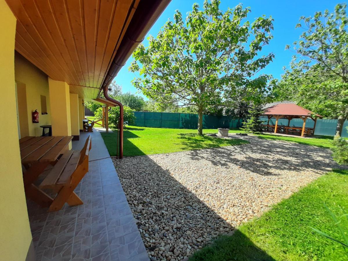 Potyka Apartman Tiszafüred Extérieur photo