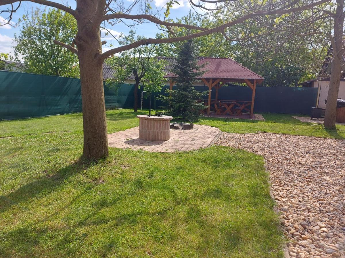 Potyka Apartman Tiszafüred Extérieur photo