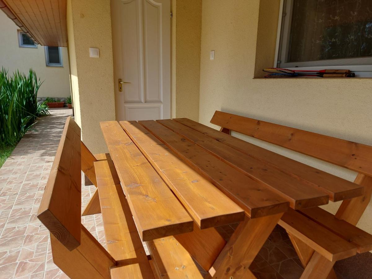 Potyka Apartman Tiszafüred Extérieur photo